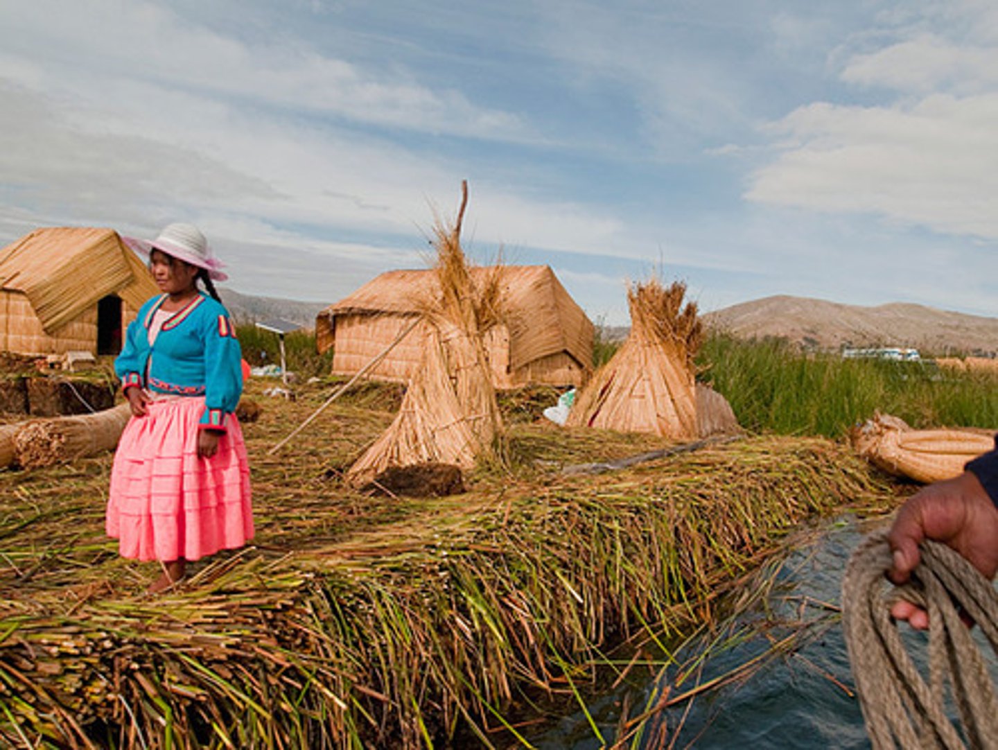 <p>settle down in larger communities near fields and fresh water.</p>