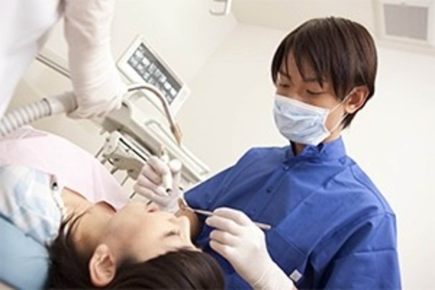 <p>dentist</p>