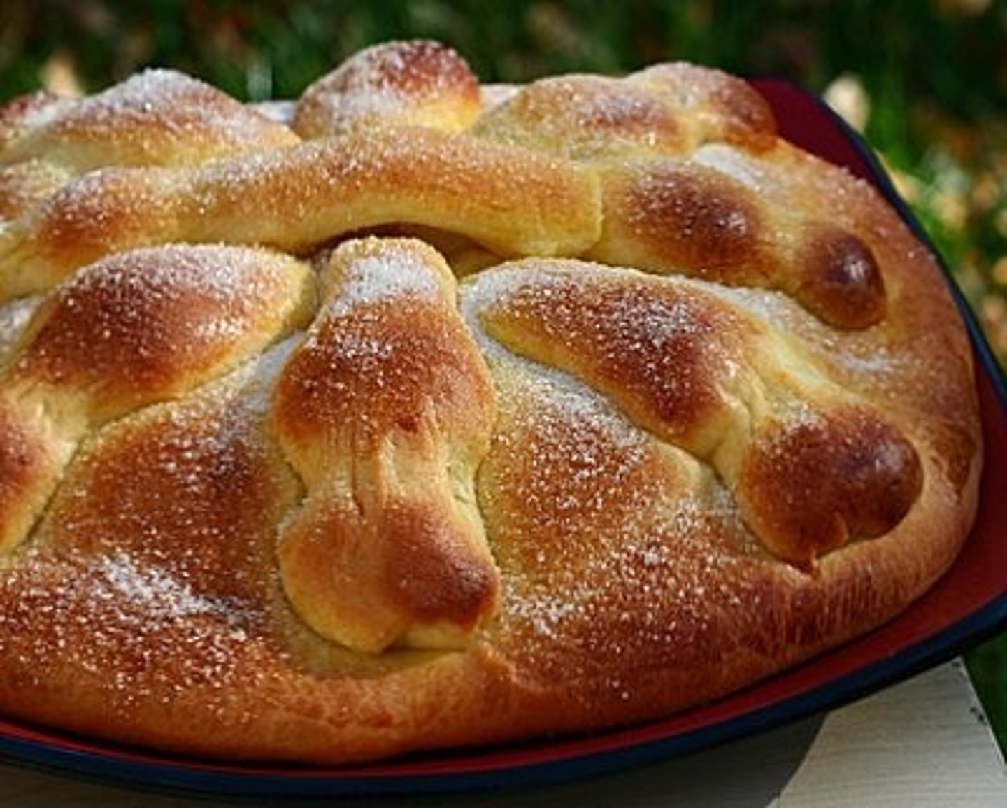 <p>Bread of the Dead; Sweet bread often eaten and placed on altars during Da of the Dead celebrations</p>