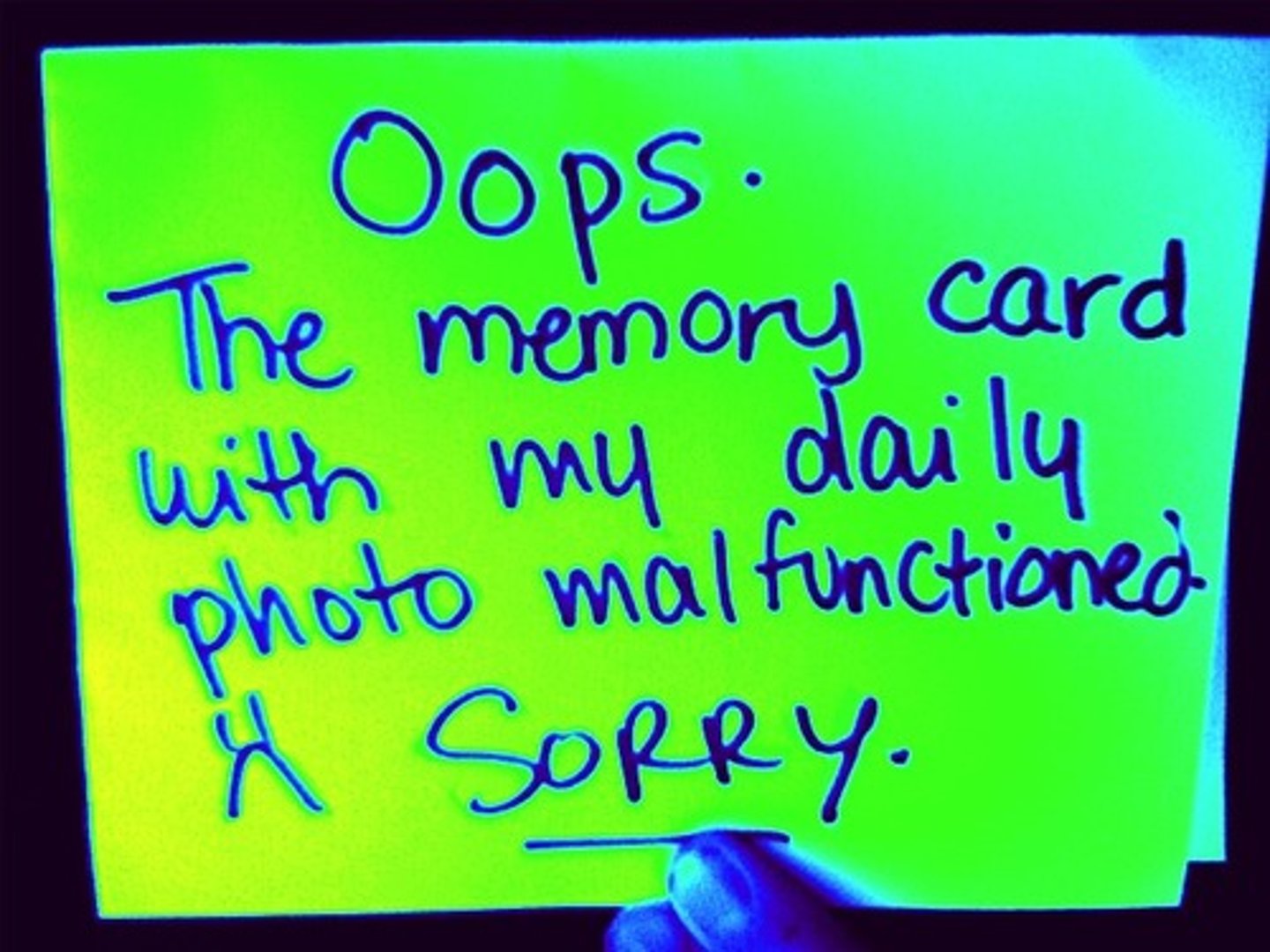 <p>hư hỏng, không hoạt động</p>