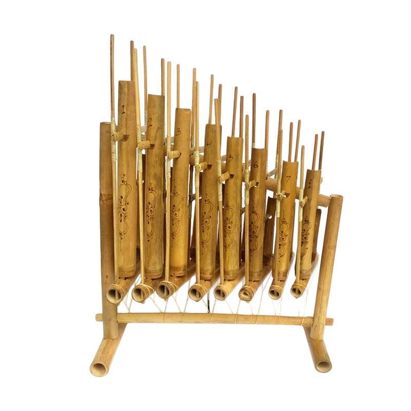 <p>angklung (nhạc cụ tre Indonesia)</p>