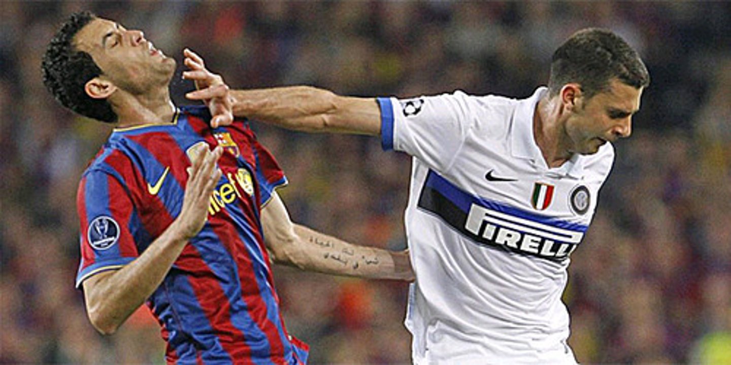 <p>Golpe fuerte con la mano abierta</p>