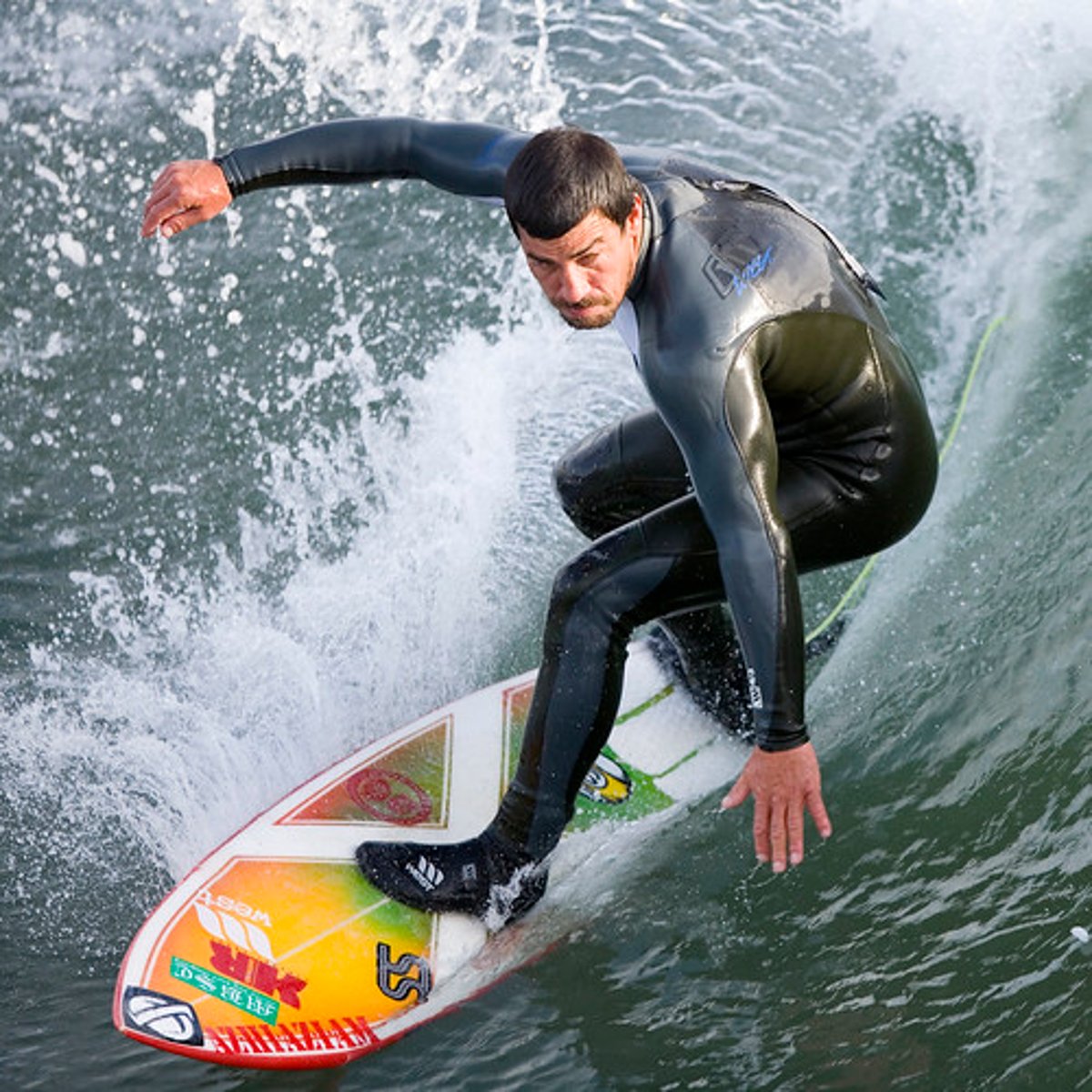 <p>surfing</p>