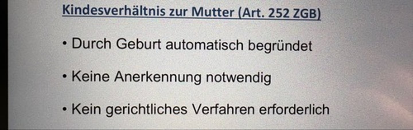 <p>• Durch Geburt automatisch begründet</p><p>• Keine Anerkennung notwendig</p><p>• Kein gerichtliches Verfahren erforderlich</p>