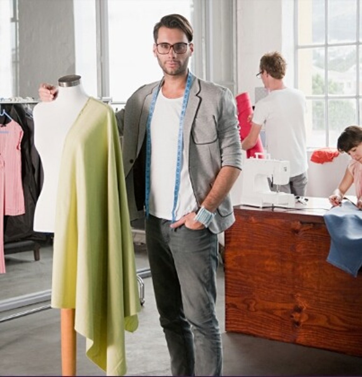 <p>to give advice on (fashion for men and male beauty)</p>