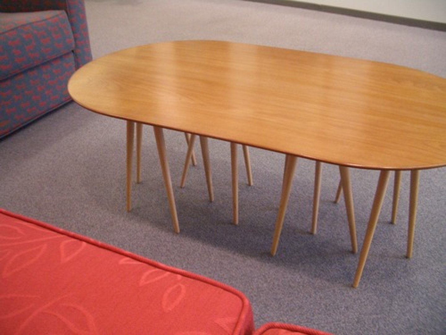 <p>the coffee table</p>