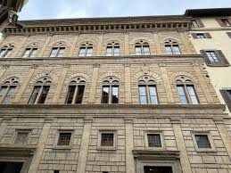 <p><span style="background-color: transparent;"><strong><u><span>Palazzo Rucellai</span></u></strong></span></p>