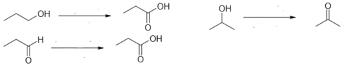 <p>Makes carboxylic acids when it can or ketones</p><p>1º alcohol -> carboxylic acid</p><p>aldehyde -> carboxylic acid</p><p>2º alcohol -> ketone</p><p>NEVER 3º</p><p>strong oxidizer</p>