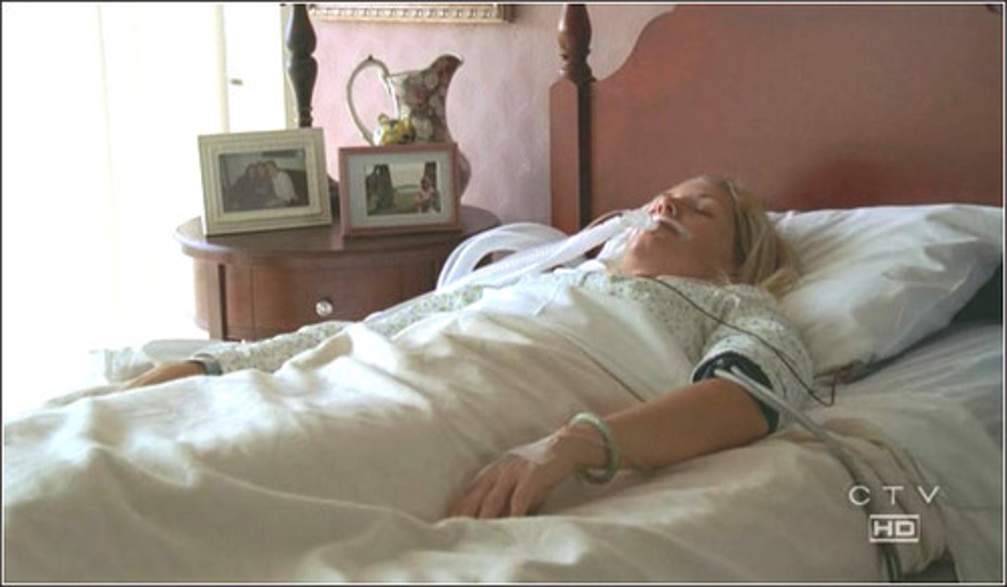 <p>- Was in a coma due to lymphoma</p><p>- Reported an NDE where she felt "love" and understood the cause of her illness</p><p>- Woke up and experienced a rapid, medically baffling recovery</p>