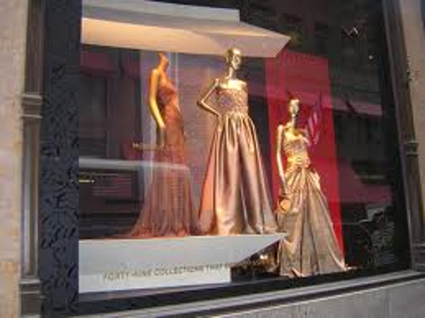 <p>shop window</p>