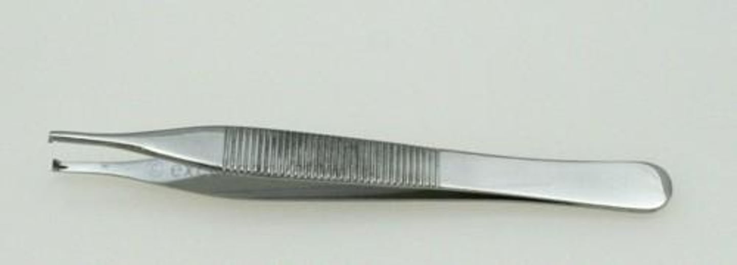 <p>used for grasping, and holding, fine tips have 2 small teeth on one side and one small tooth on the other side that fit together when closed.</p>