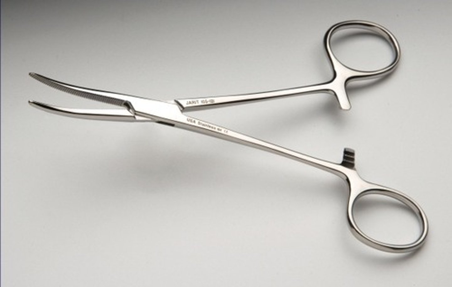 <p>used for clamping or occluding, curved or straight clamp with horizontal serrations that run the complete length of the jaws.</p>