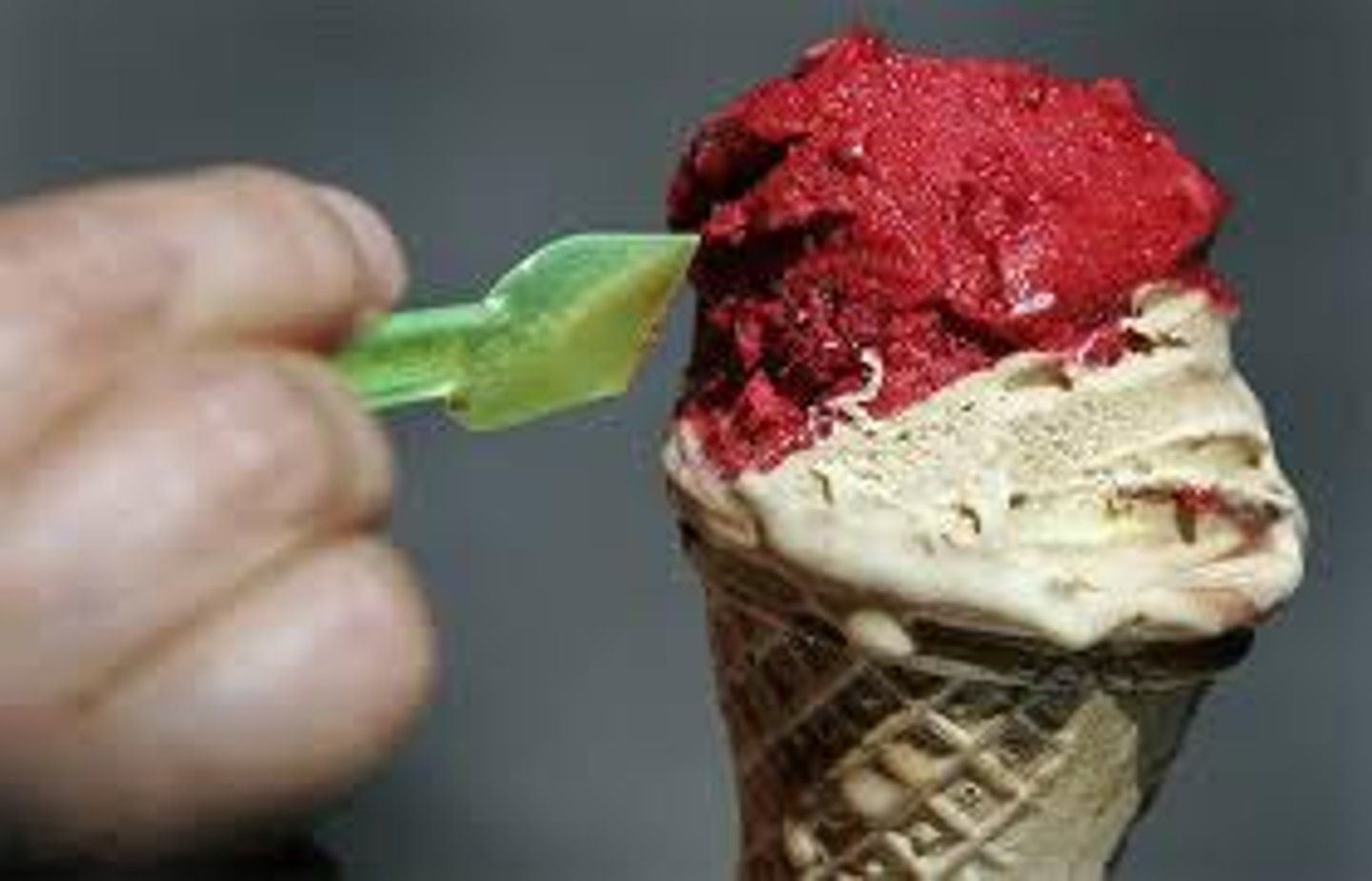 <p>ice cream/ice</p>