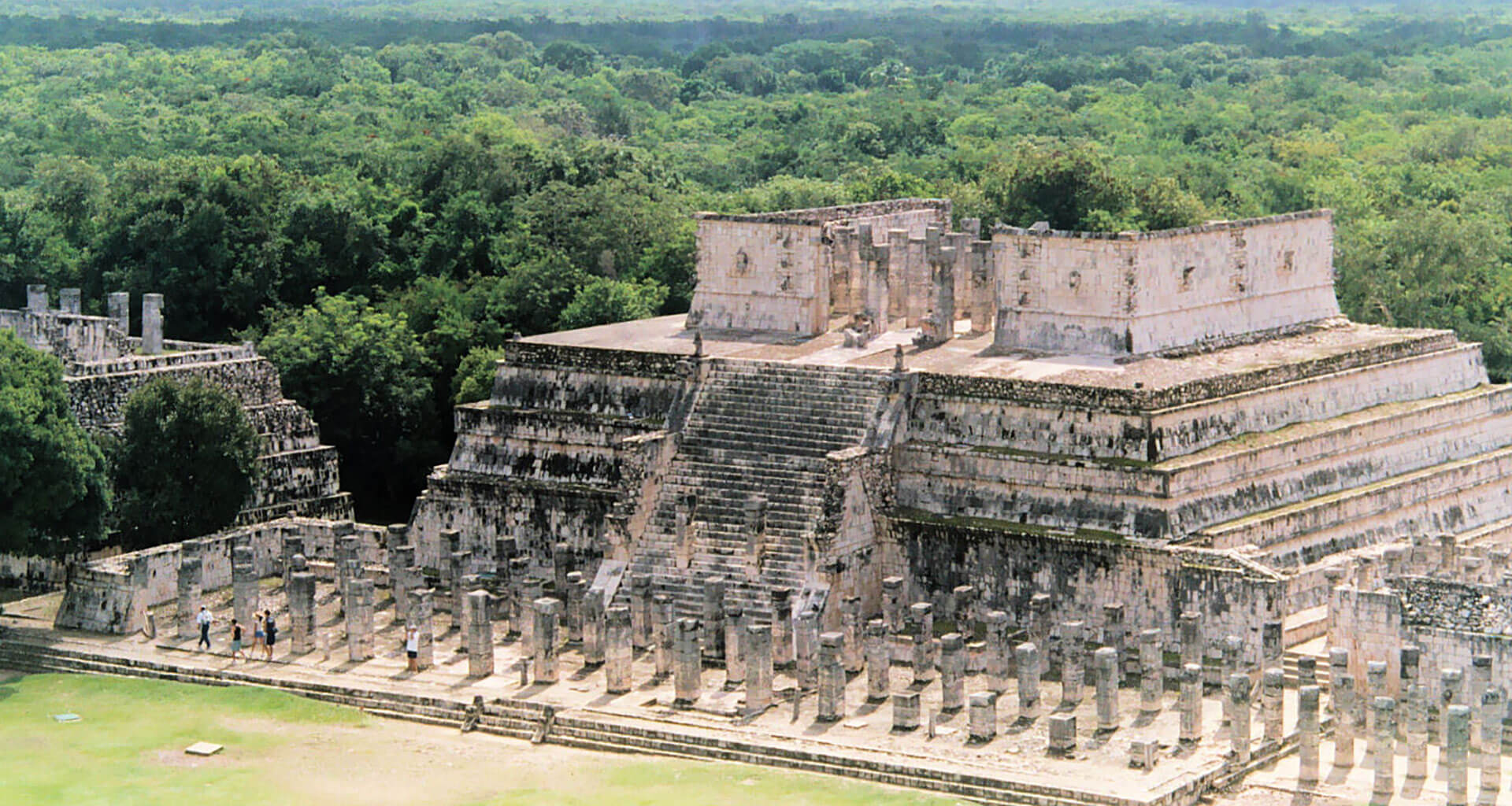 <p>Temple of the Warriors (fig. 225)</p>