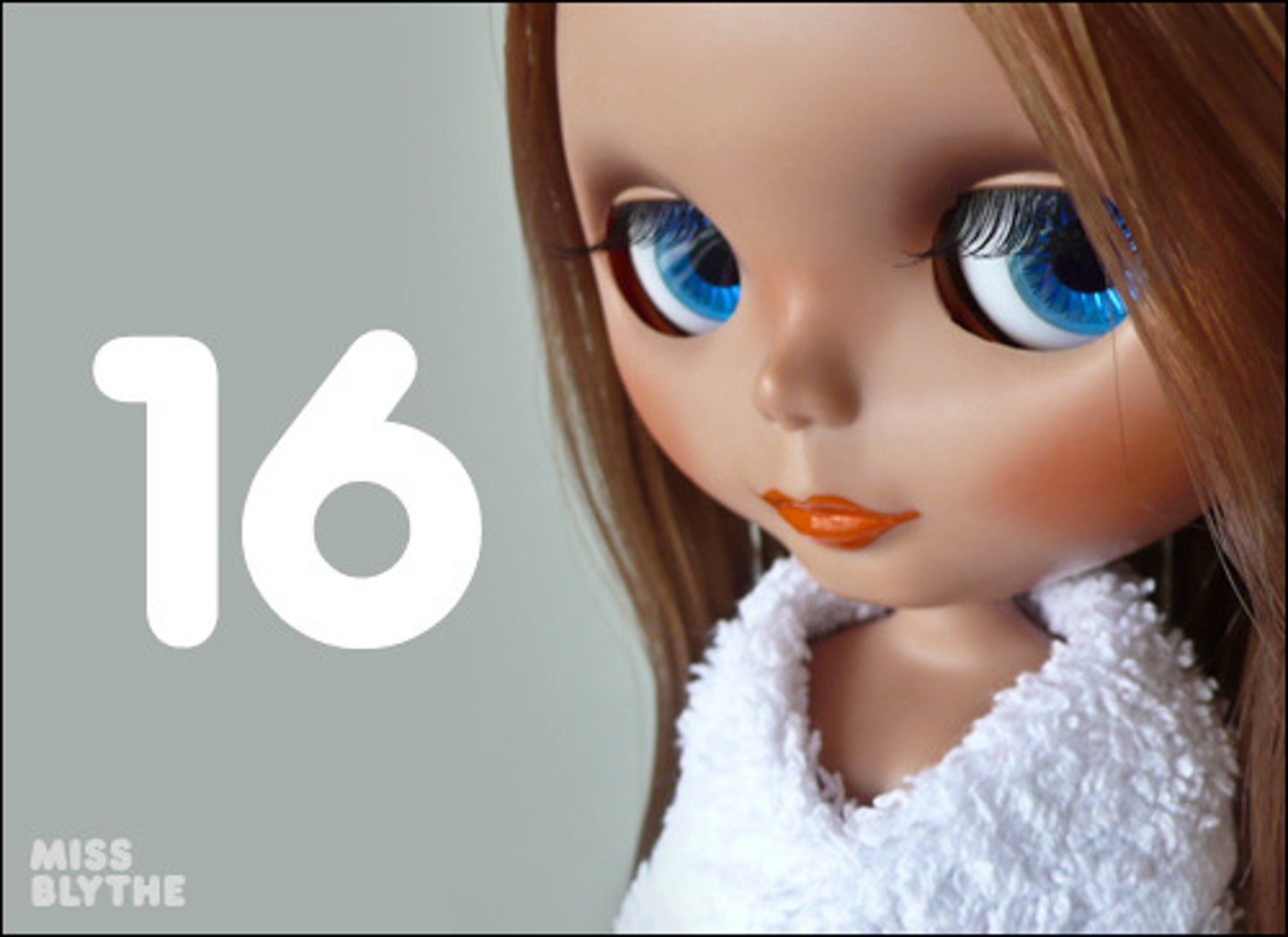 <p>vào/ở độ tuổi</p>