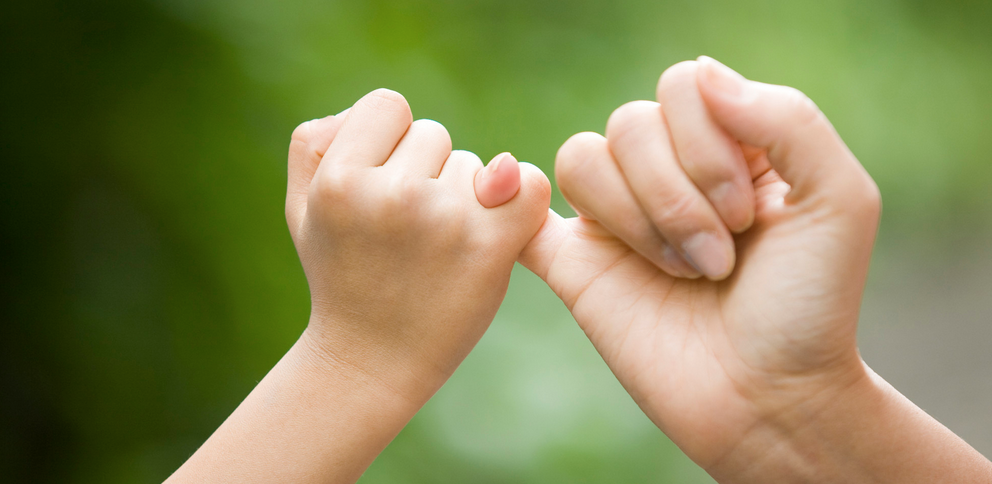 <p>en una promesa para</p>