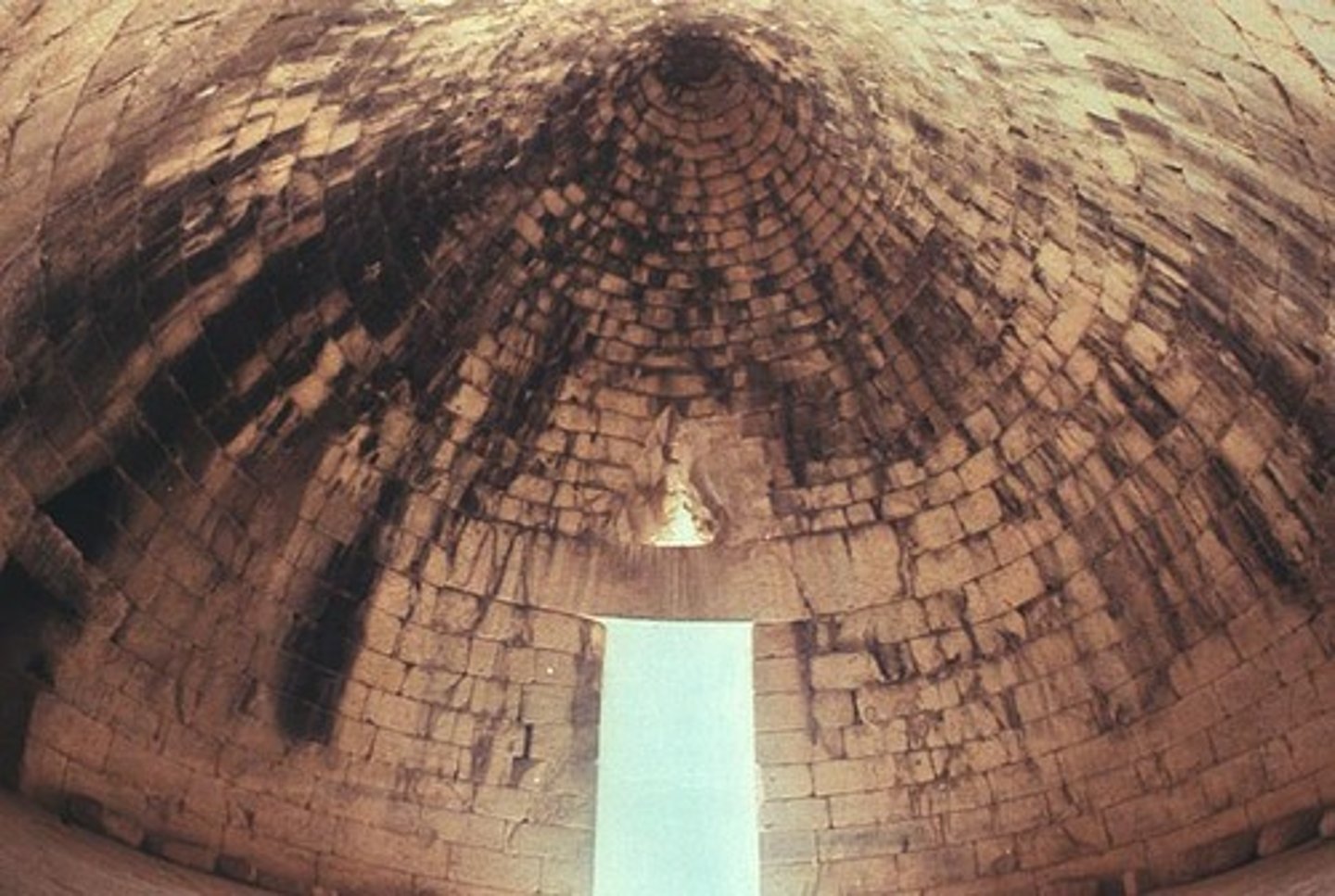<p>- Built c.14th century BC</p><p>- It's a tholos tomb</p><p>- 14m diameter</p><p>- 13.50m high roof</p><p>- Te doorway to the tomb would have been highly decorated</p><p>- No objects were found during excavation as it was probably robbed in ancient times.</p><p>- dome, arched roof - corbelling</p><p>- has a side room</p><p>- Name after Agamemnon and Menelaus's father</p><p>- Pausanias wrote about the tomb's treasure - susceptible to robbery as it's known for it's riches and is open.</p><p>- Robbed prior to rediscovery</p>