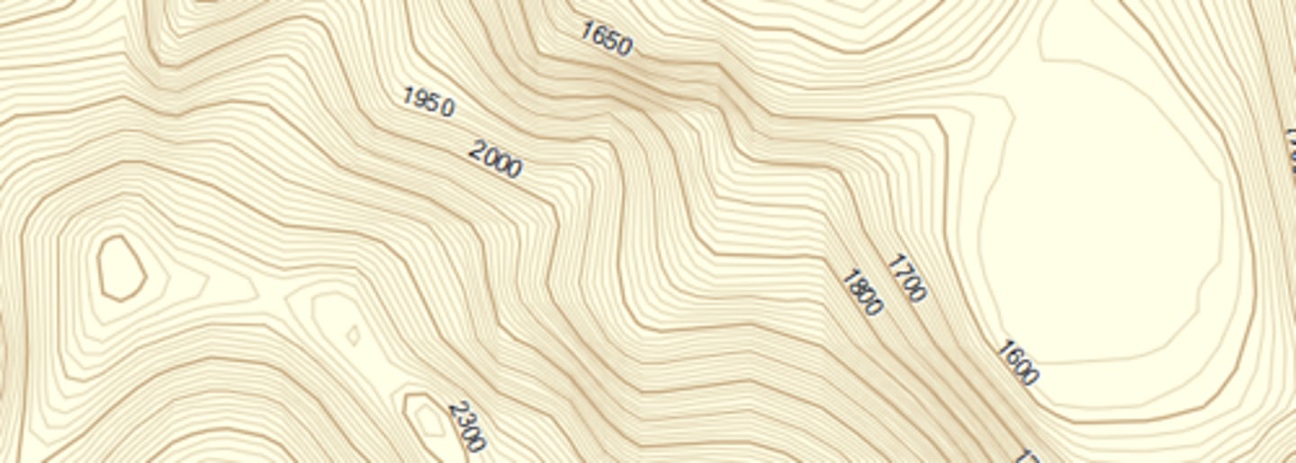 <p>linie łączące punkty o jednakowej wysokości</p>