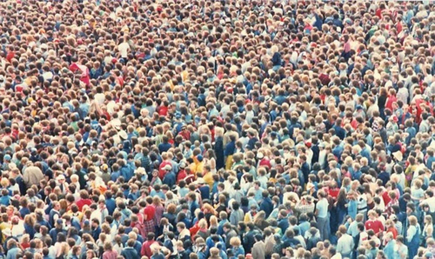 <p>to come together</p>