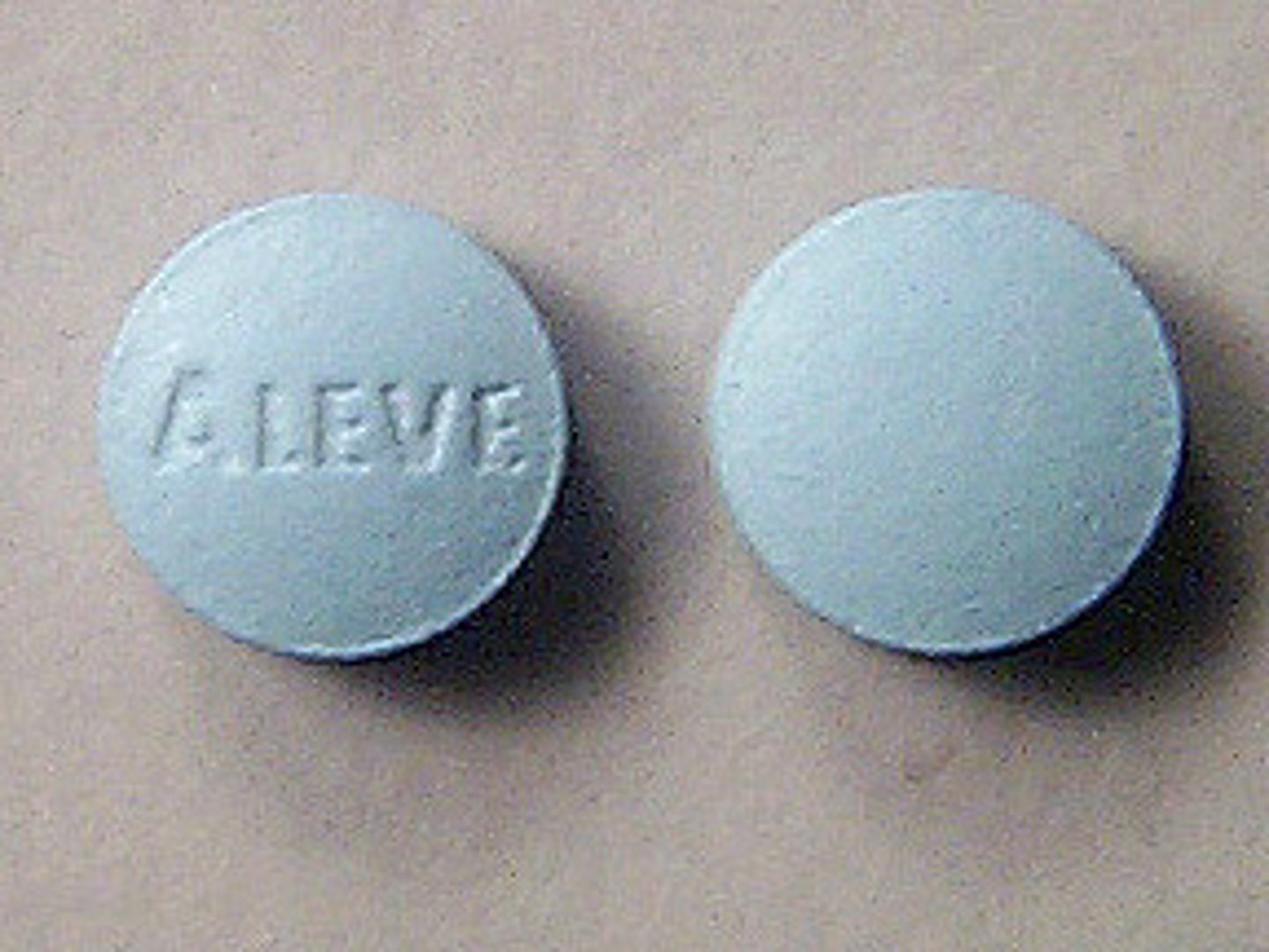 <p>Naproxen</p><p>NSAID</p><p>Pain, Inflammation, Fever</p>