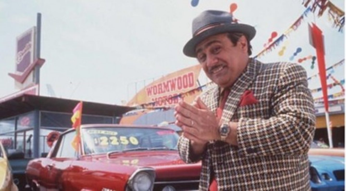 <p>(adj.) excessively smooth or smug; trying too hard to give an impression of earnestness, sincerity, or piety; fatty, oily; pliable</p><p>Synonyms: mealymouthed, fawning, greasy</p><p>Antonyms: gruff, blunt</p>