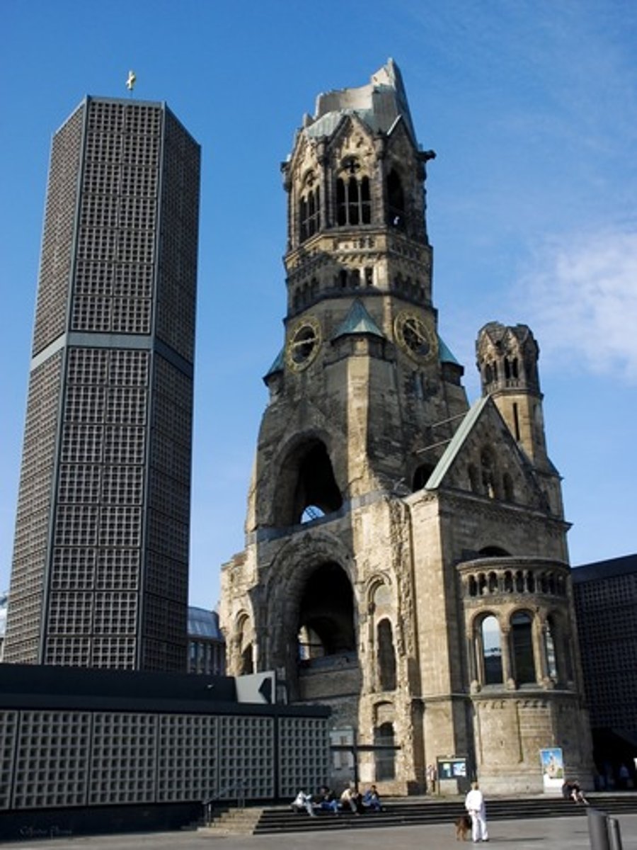 <p>Memorial church</p>