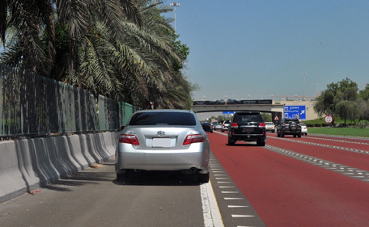 <p>the <strong>side of the road</strong> where cars can stop if they need to</p>