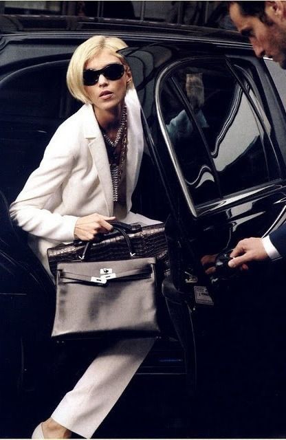 <p>businesswoman</p>
