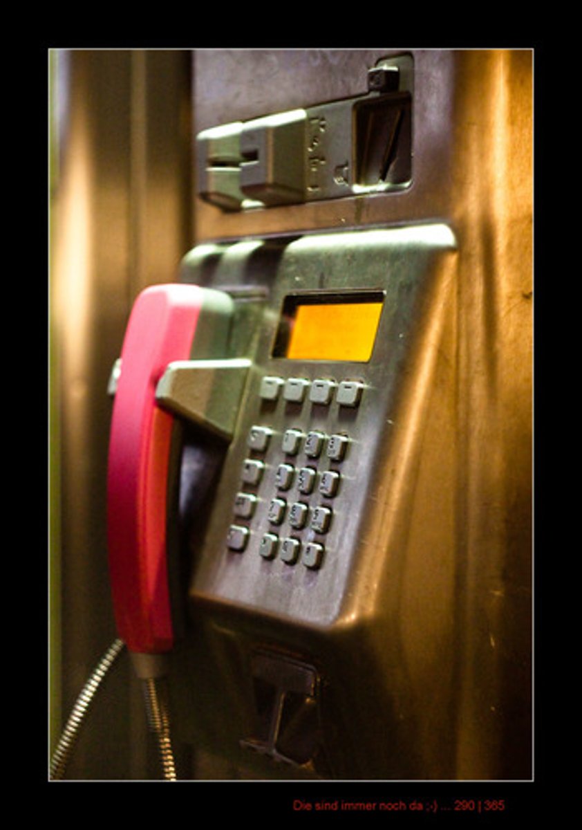 <p>device, usually: camera</p>