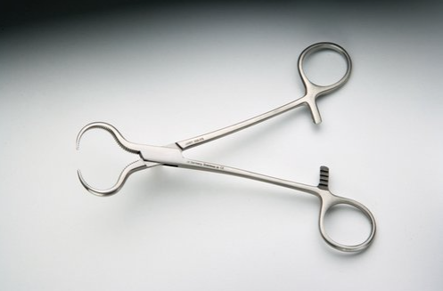 <p>Lewin Bone Holding Forceps</p>