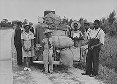 <p>movement of over 300,000 African American from the rural South to cities in the North between 1914 and 1920</p>