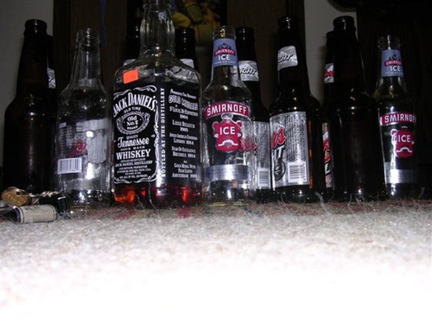 <p>est-ce que tu bois de l'alcool?</p>