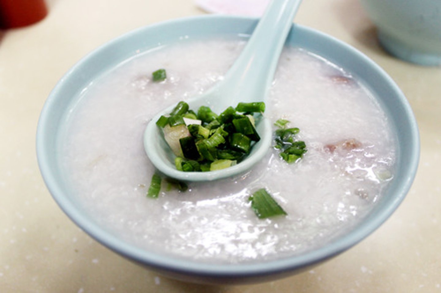 <p>zhōu - porridge; congee</p>