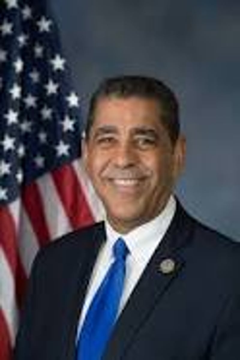 <p>Adriano Espaillat (NY-13)</p>