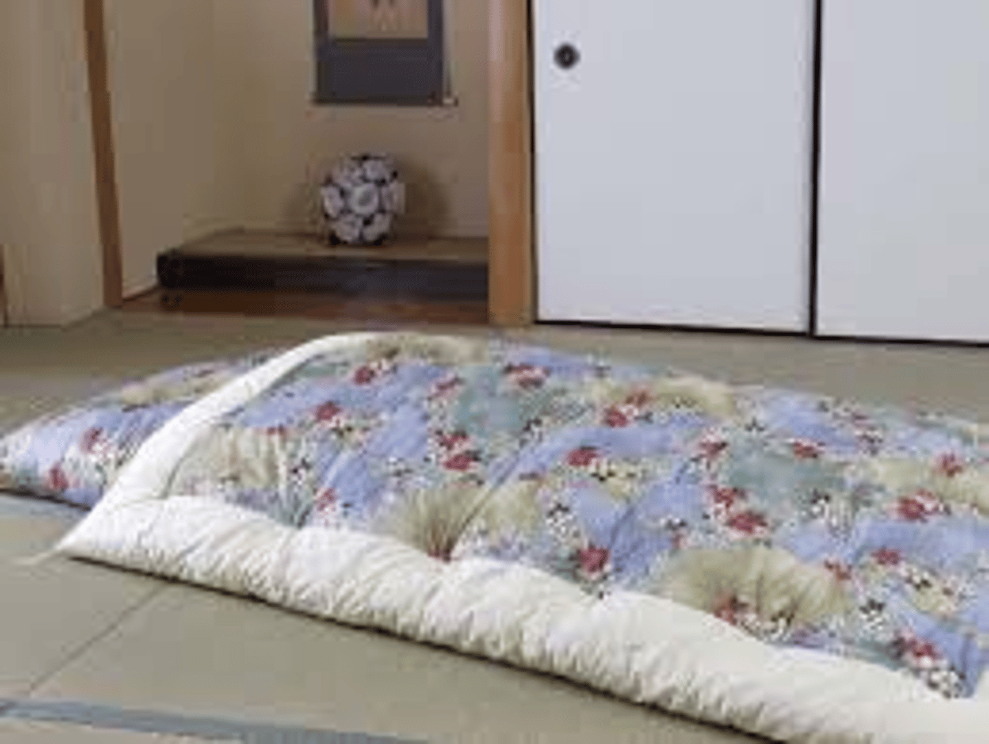 <p>ふとん</p>