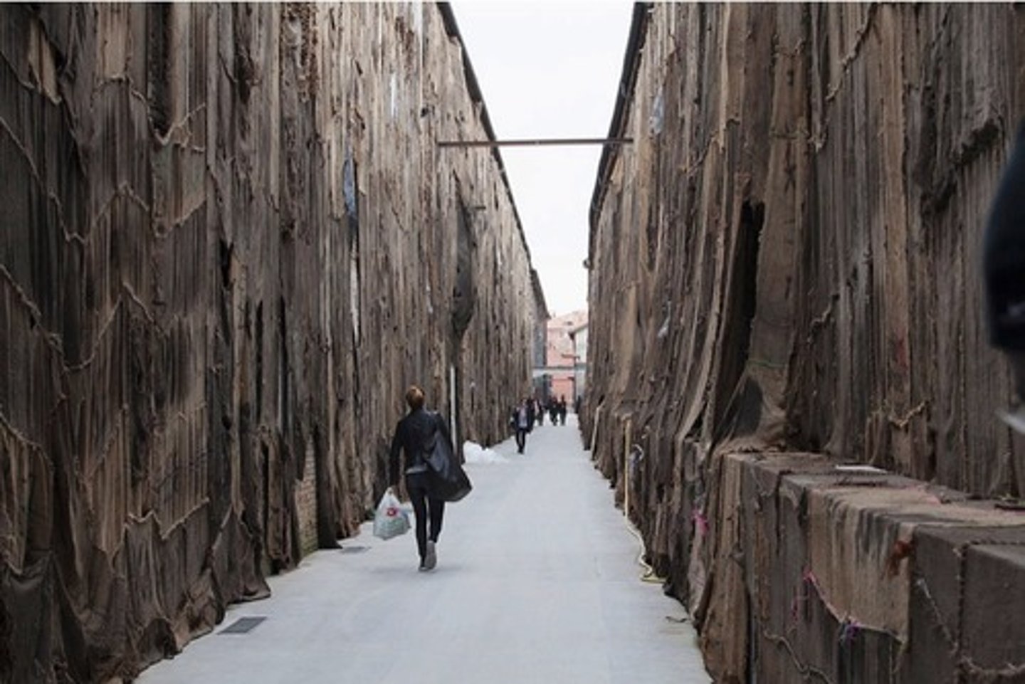 <p>Artist from Ghana, Africa</p><p>Jute, Entangled labor, and Global Capital.</p><p>Reclaims jute bags as art: fruit of the labor of africans.</p>