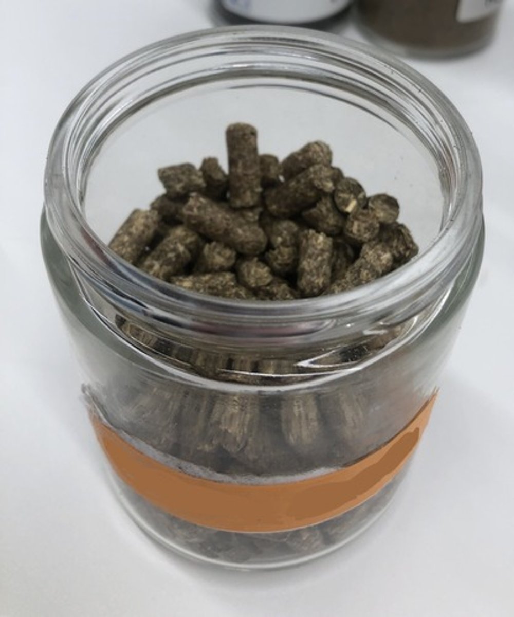 <p>- IFN #/Category (1) dry roughage product</p><p>- AAFCO Category - forage product</p><p>- Feed Type - forage</p>