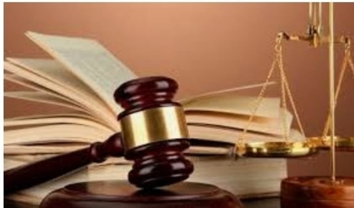 <p>a rule that deals with a particular crime, agreement, etc.<br><br><br><br>закон</p>