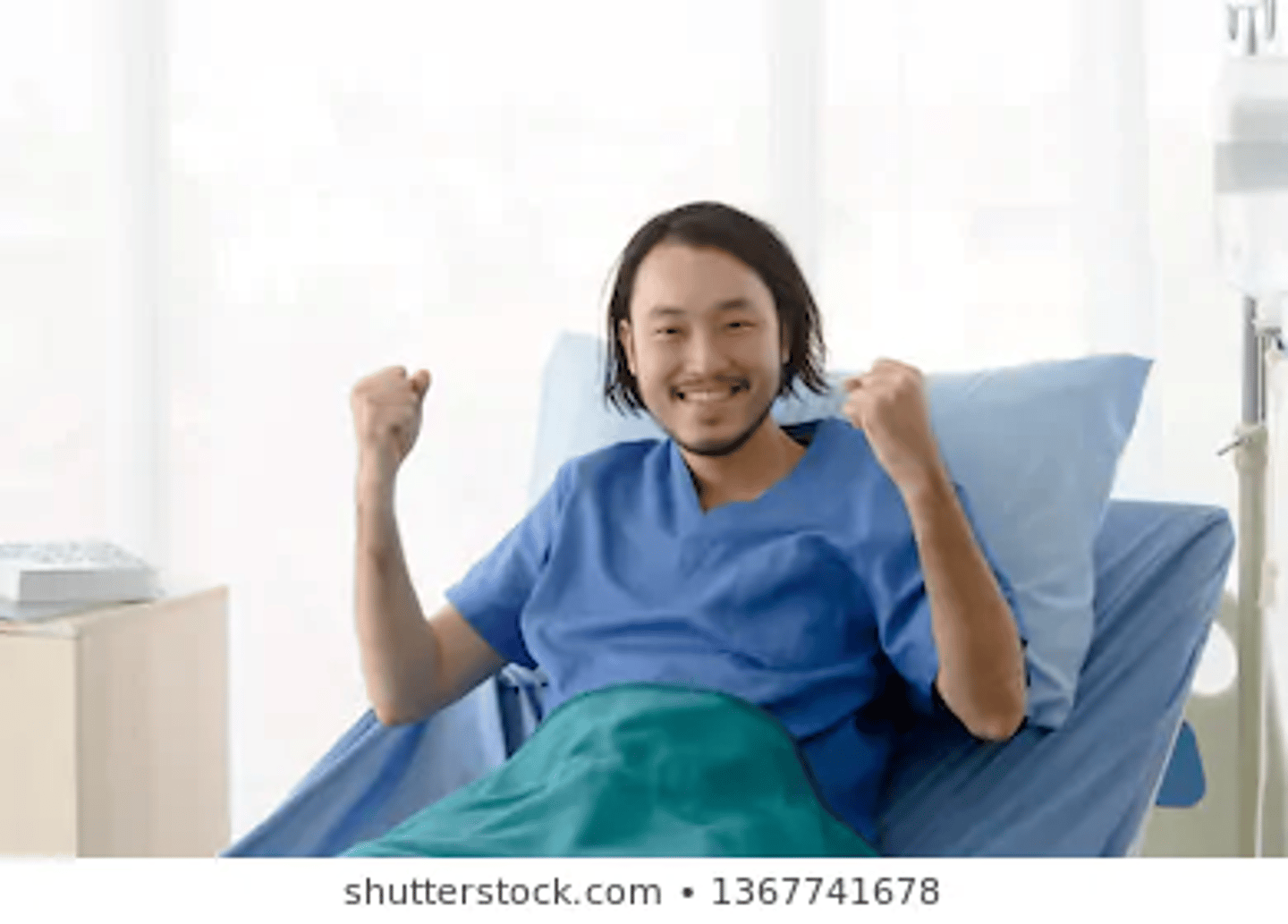 <p>huīfù hồi phục, khôi phục 手術後，他需要時間恢復健康。 (Shǒushù hòu, tā xūyào shíjiān huīfù jiànkāng.) - Sau phẫu thuật, anh ấy cần thời gian để hồi phục sức khỏe.</p>