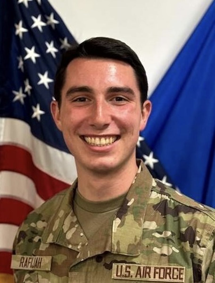 <p>Charlie Flight Comander</p>