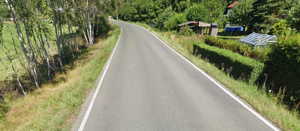 <p>Lane Travel: True Or False? You Don’t Have To Give At Least Half The Road For Oncoming Traffic</p>
