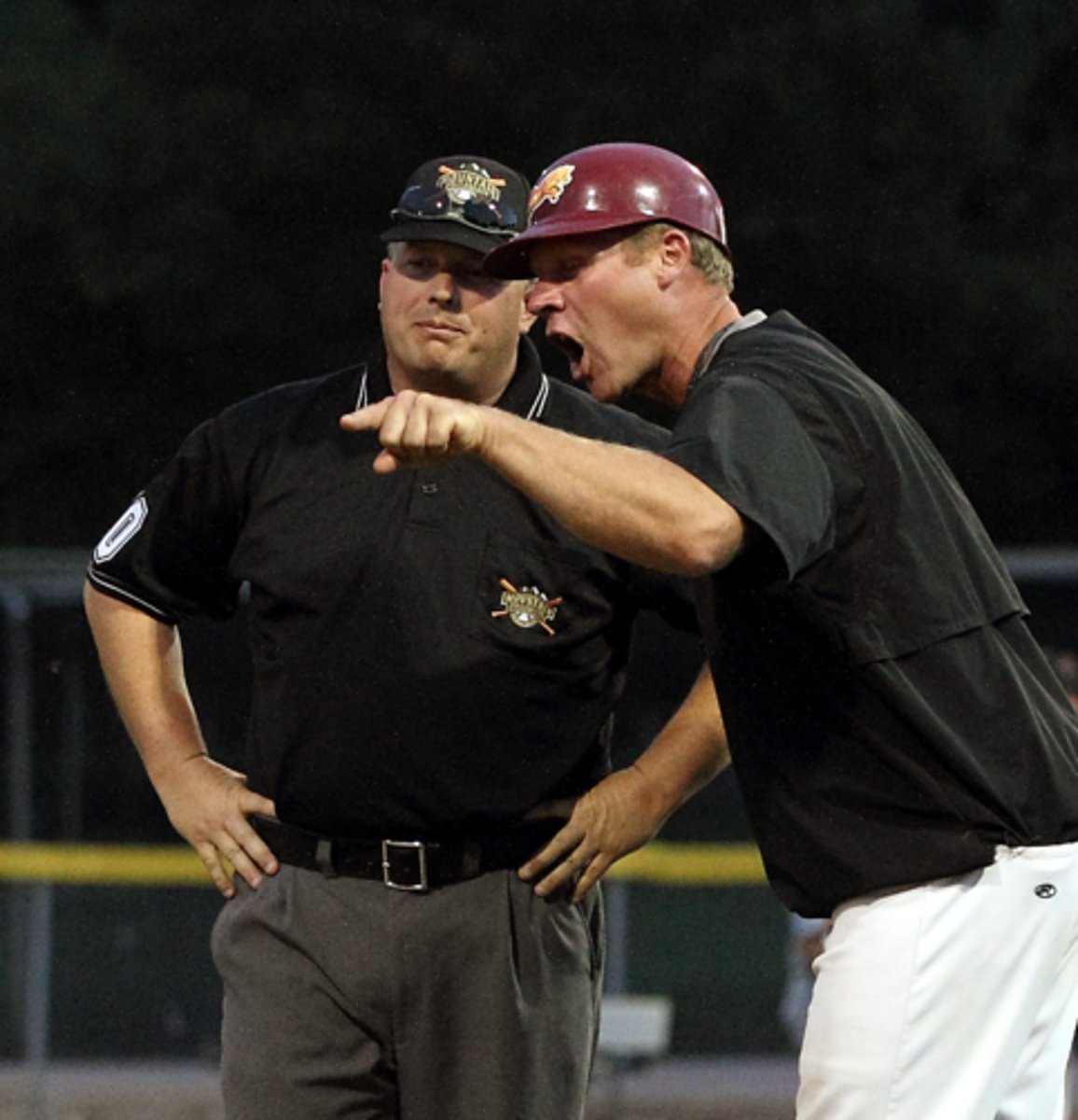 <p>someone who a strongly different opinion on a particular question, especially an official suggestion or plan, etc.</p><p>ex: There was only one ... in the room, but their concern about the budget was valid.</p>