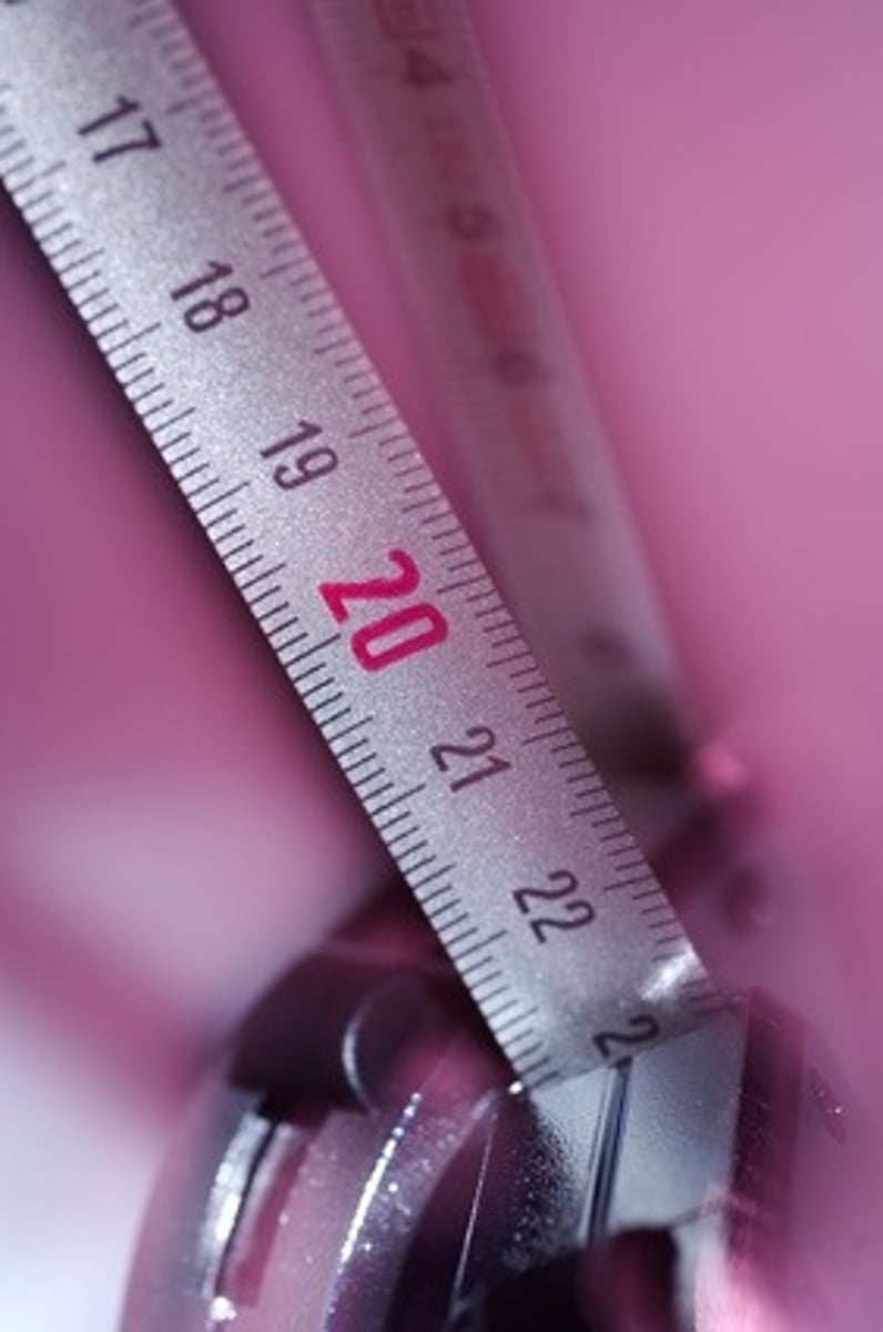 <p>Mother, Any Distance: metephor is used to show the emotional bond between mother and child as measurable but reaching , zero presents the mother as a point of orign and security, while spool suggests controlled independence. this shows the tension between freedom and dependece and shows love as supportave but gradualy loosening </p>