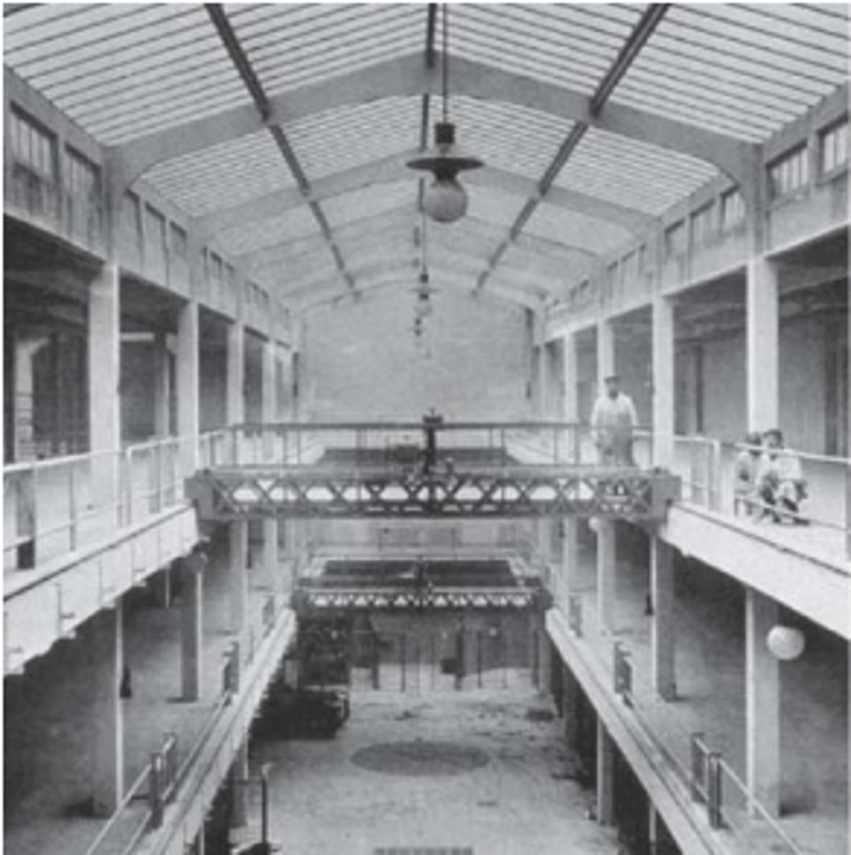 <p>BETON betonnen portieken</p>