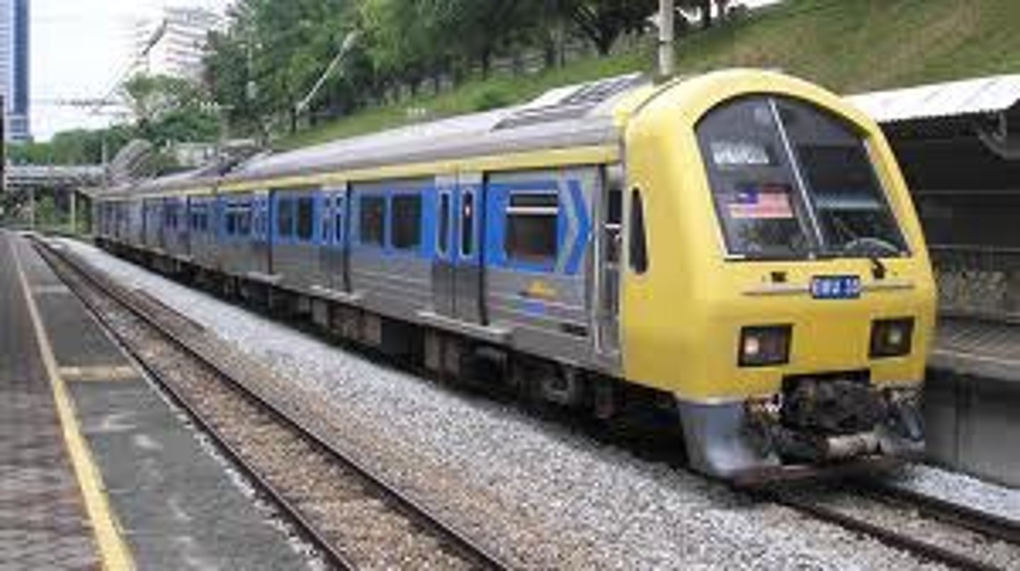 <p>el tren</p>