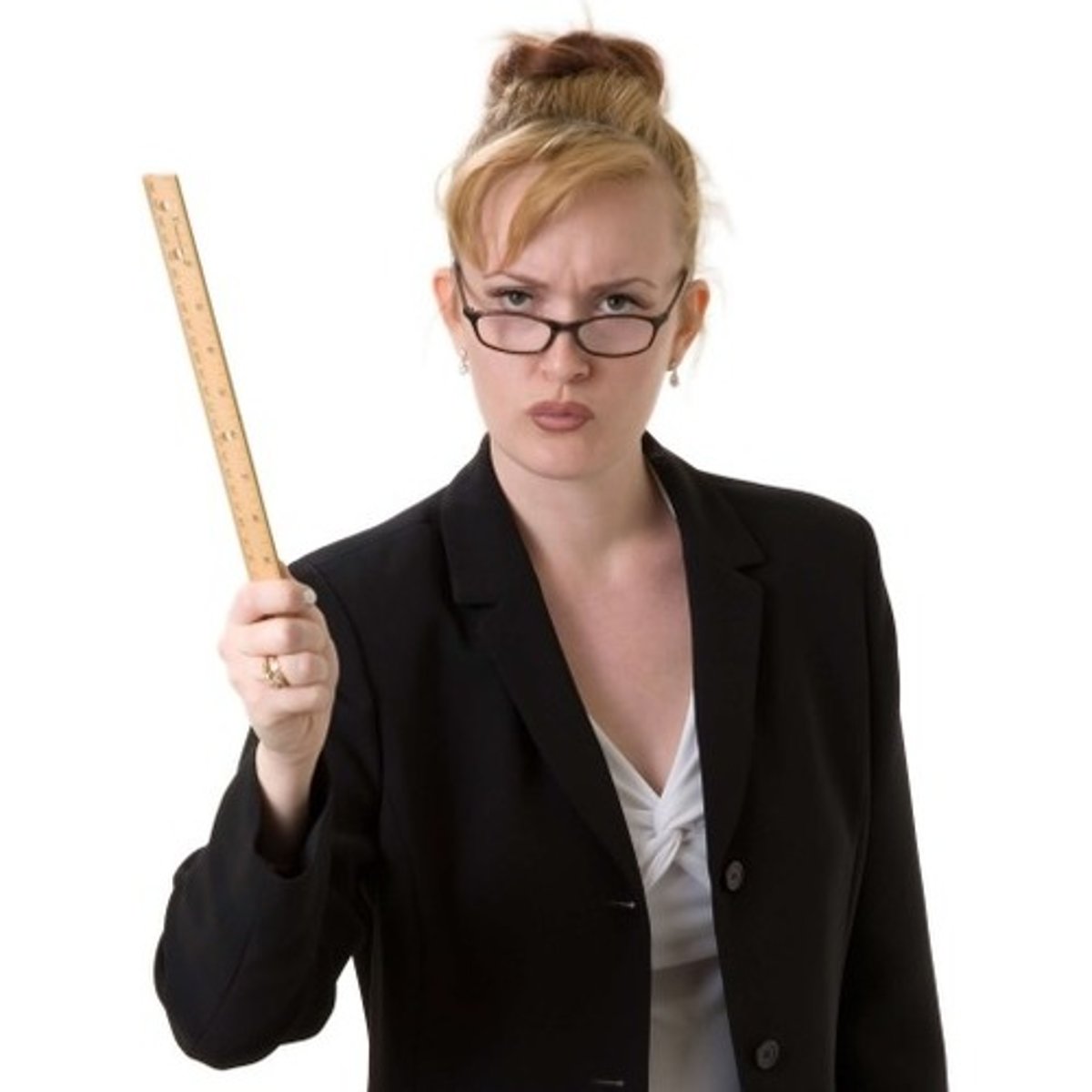 <p>(adv): một cách nghiêm khắc</p>