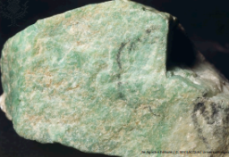 <p>An opaque mother rock (Matrix) with many poorly formed crystals (aggregate) on it.</p>