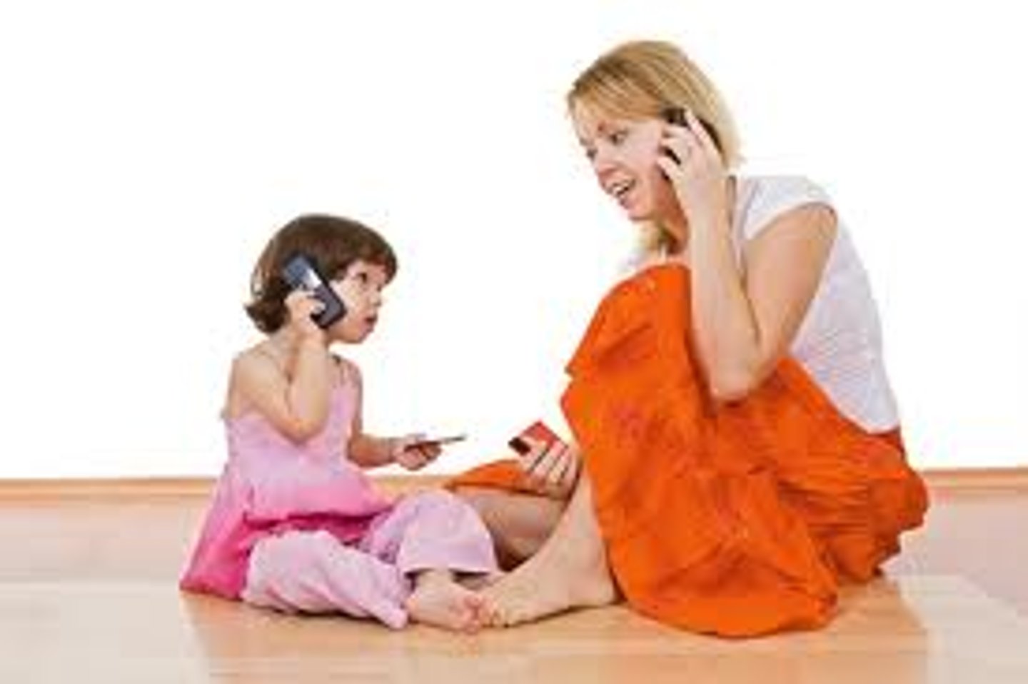 <p>social learning tends to precede cognitive development</p><p>children = apprentices who develop cultural tools (e.g., language)</p><p>cognitive skills develop as children interact with others</p><p>children learn from experts</p>