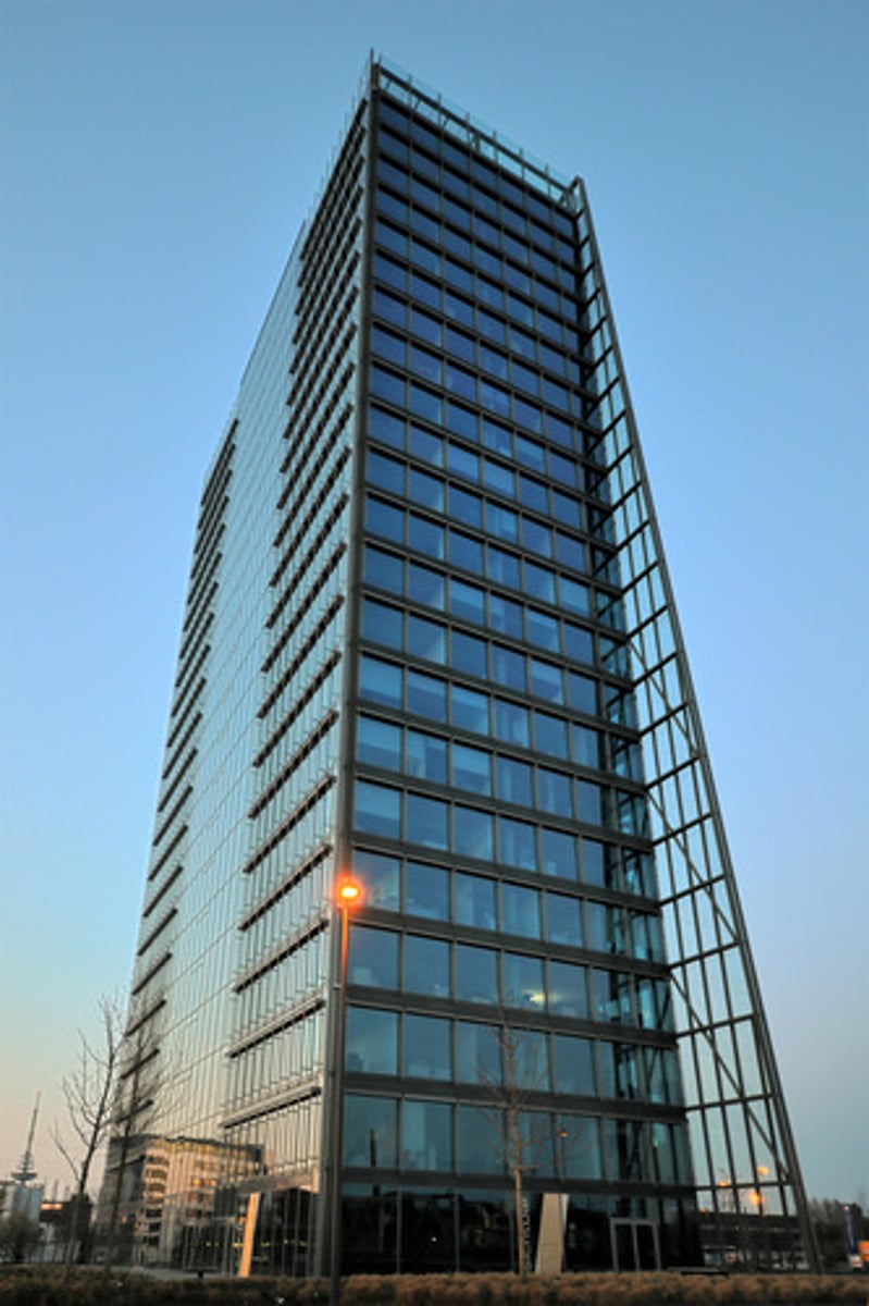 <p>tòa nhà trọc trời</p>