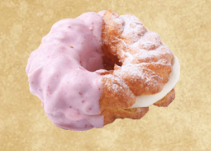<p>ストロベリークリームシュー</p>